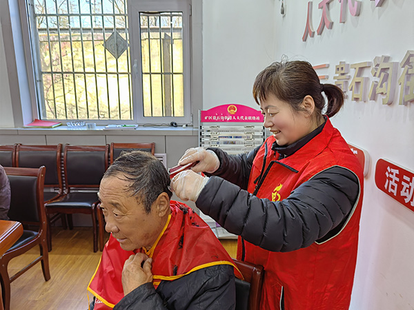 1e844dcda50f4b219801af3d35ce328a.jpg 1.jpg