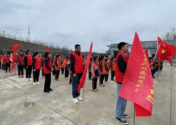 94c8d7df9c61413d9ac54e23e326e180.jpg 1.jpg