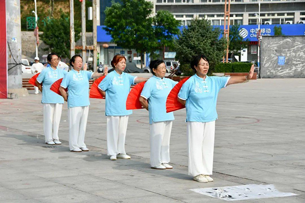 85f7bdd53704449f94febab4b1653fdf.jpg 5.jpg