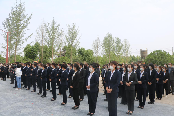 94f563f492684b4bbd2394fbec4c886a.png 图片4.png