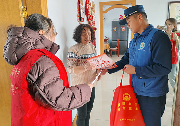 79b14369b5984b22b0402623e02580d3.jpg 4.jpg