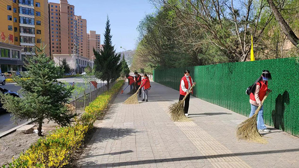 c6ba49fe8b7d4f18be8da2e609422f56.jpg 2.jpg