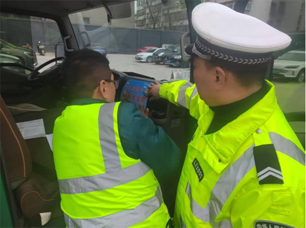 21adefd5d25446edbc7eb4c4f3acf7d6.png 640.png