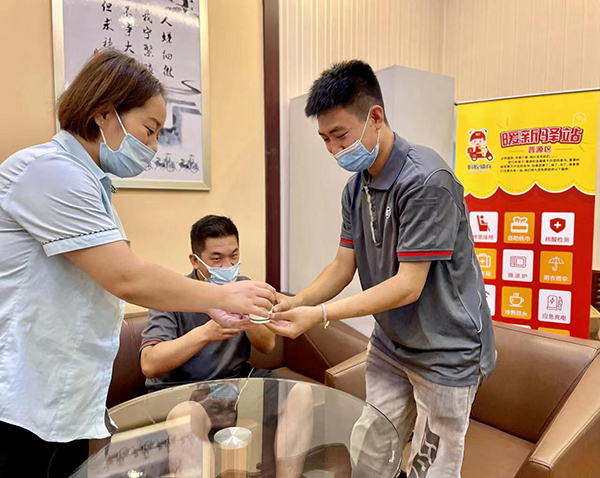 0eea089cc79f43b9a2ec413fea22619a.jpg 4.jpg