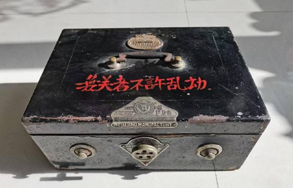 bc9de0cbc8b6495f8061a002f201df24.jpg 11.jpg