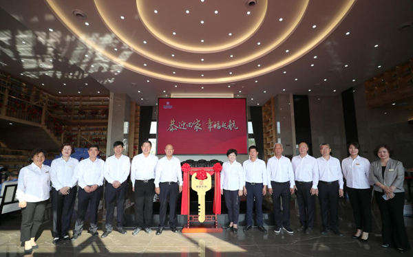 71519baed2694a81b78a1d4f9dc5f821.png 图片1.png