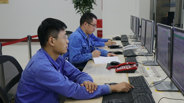 a7ef575bf6b146f481dfbe84e17ee308.jpg img_1163.jpg