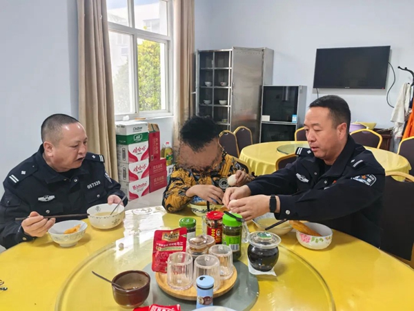 564c7a6ea87d45998b0488ba1f24771b.jpg 1.jpg