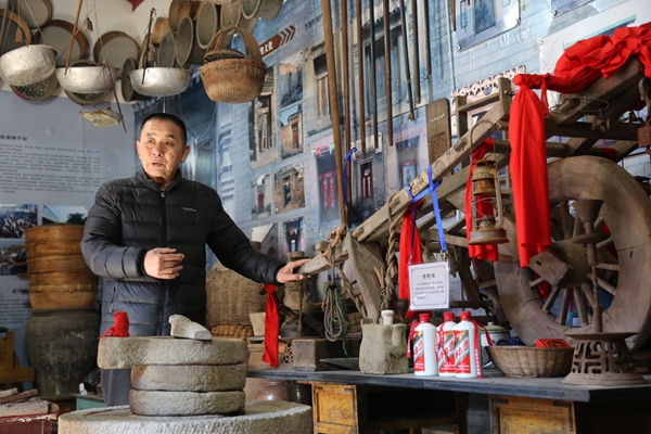 241de9ef1ef249af94b929b3072c6fea.jpg 1.jpg