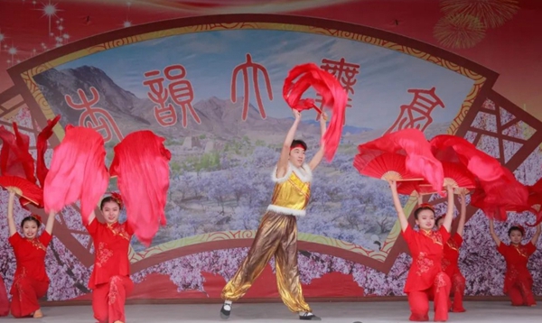 4ad99b47e8d346fa9c8fb603e44ec2ee.jpg 1.jpg